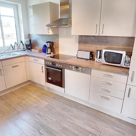 Wittek, Birgit-christin, Whg 8 Apartment *