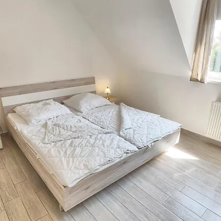 Wittek, Birgit-christin, Whg 8 Apartment *
